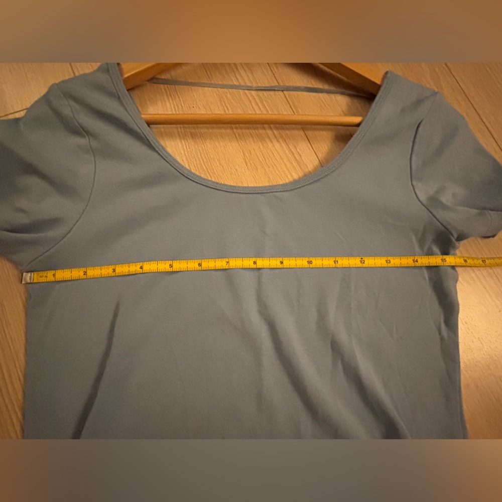 JOE FRESH 16” PTP Scoop Neck T-Shirt, Blue, Size Medium. - Picture 5 of 6